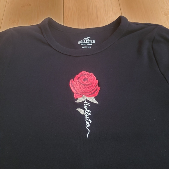 Hollister top - Picture 2 of 6